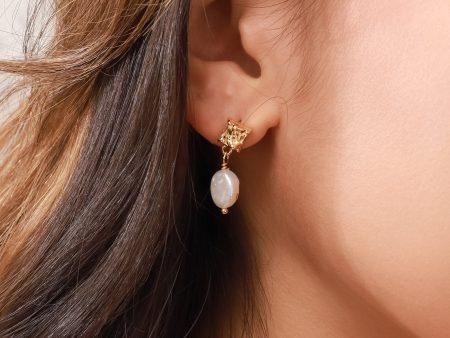 Baroque Gold Foil Pearl Stud Earrings Sale