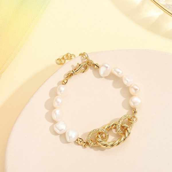 Pearl Hollow Bracelet Discount