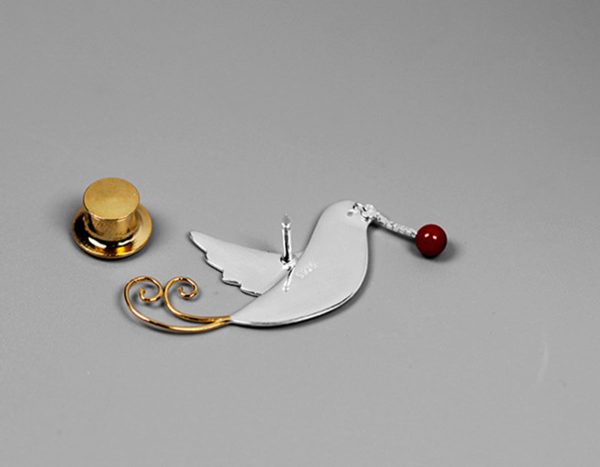 Flying Pigeon Brooch Supply