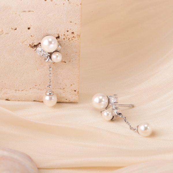 Silver Star Pearl Earrings on Sale